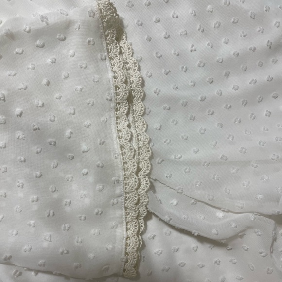 Altar’d State Romper Shorts White Lined Crocheted Trim Small - Picture 9 of 11